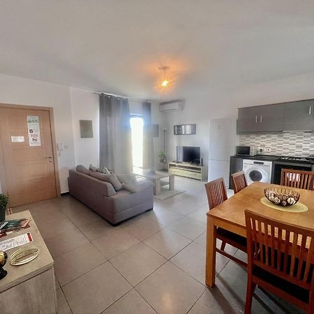 83/3-Lovely 1 Bedroom Penthouse Birkirkara Extérieur photo