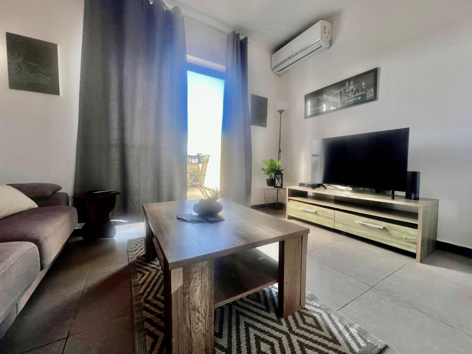 83/3-Lovely 1 Bedroom Penthouse Birkirkara Extérieur photo